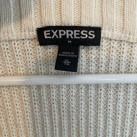 Express Sweater - Picture 3 of 3